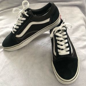 Women’s size 7.5 Black Vans in good shape